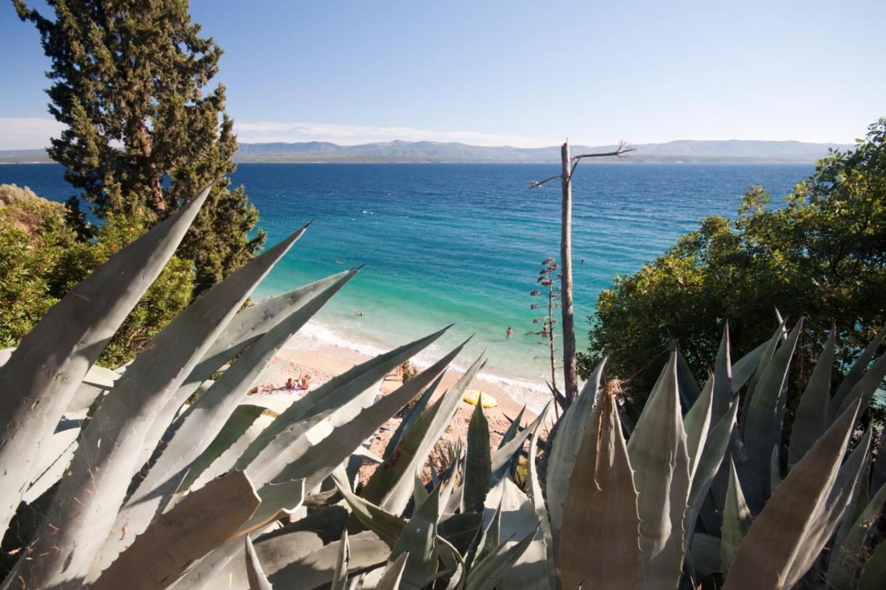 Apartment In Bol With Seaview, Terrace, Air Condition, Wifi Dış mekan fotoğraf