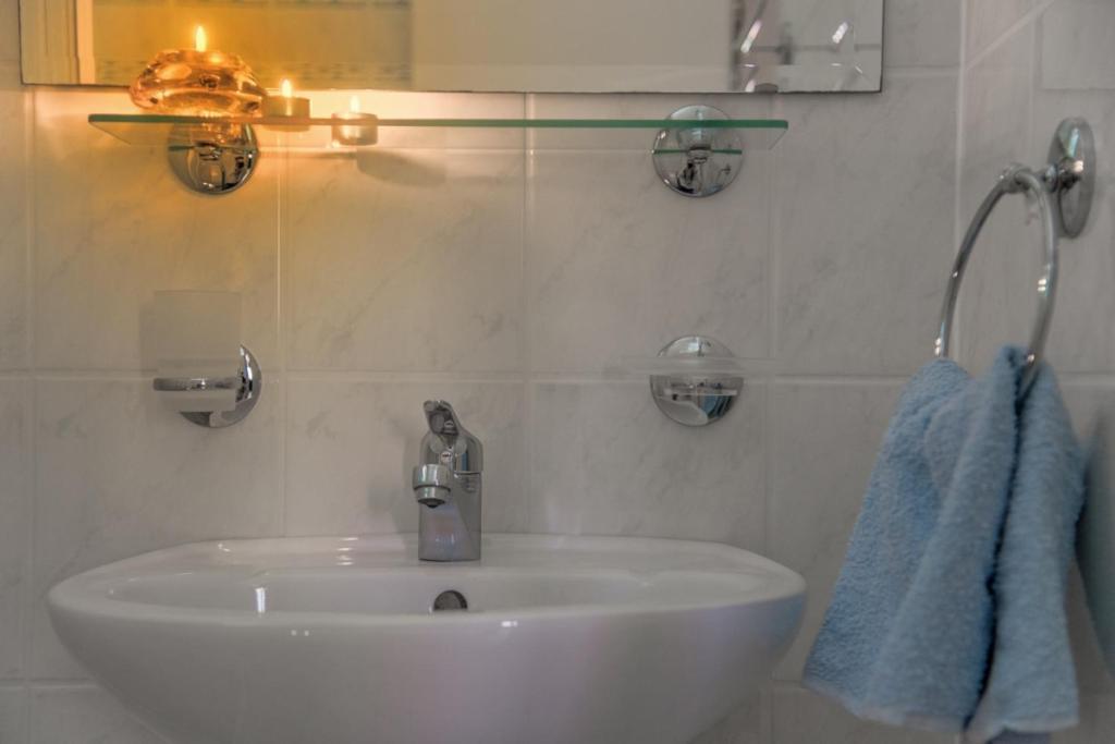 Apartment In Bol With Seaview, Terrace, Air Condition, Wifi Dış mekan fotoğraf